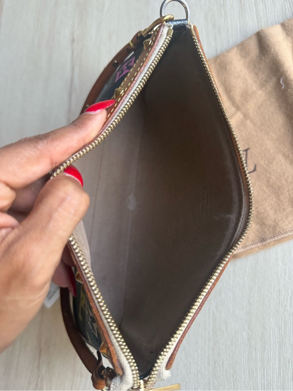 Louis Vuitton Multicolor Murakami pochette - Picture 11 of 13